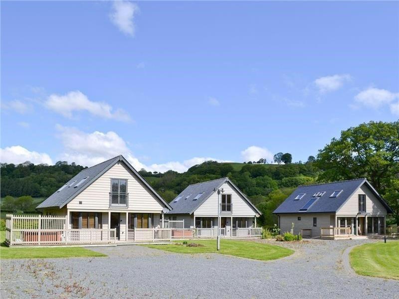 Villa Elm Escapes Knighton  Exterior foto